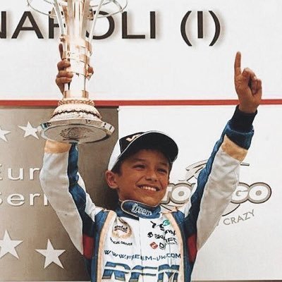 louistflorals's profile picture. 