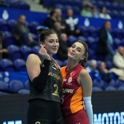 arwen22_'s profile picture. I would die for Taylor Swift