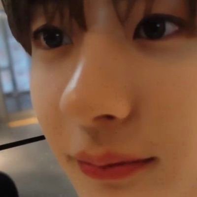 c9d1eUIE3zxI38I's profile picture. 