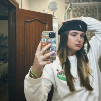 naiaiee's profile picture. viva el vino y las mujeres `*•.¸ ¸.•*´`*•.¸ ¸.•*´`*•.¸ ¸.•*´