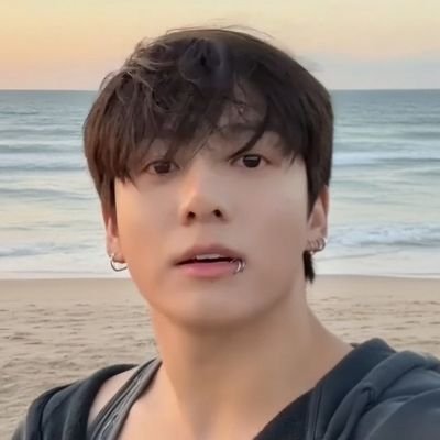 balenciagajeonz's profile picture. https://t.co/mhG9KcdDZc