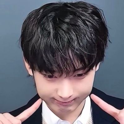 smoriez's profile picture. alt acc idk