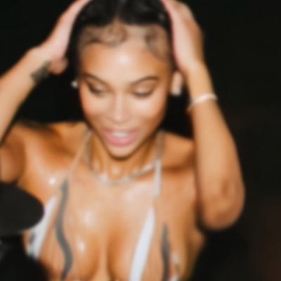 evettavv's profile picture. HTX| MIA Instagram: evetta.v | @evettaav