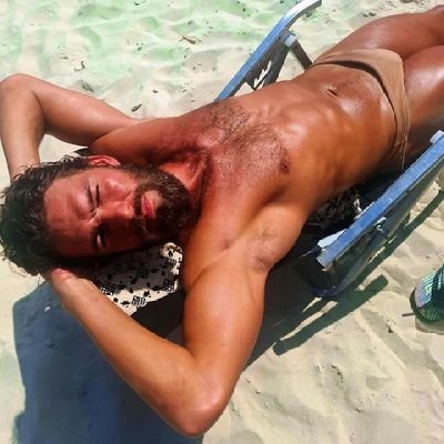 Leo_O_Camelo's profile picture. Independente do q Eu colocar aqui, no final, o Outro tomará como verdade a própria opinião sobre mim, baseada na sua cabeça e nos recortes que enxerga.
Então...