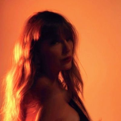 dontblameducky's profile picture. he/him ☆ || fan account 🧡