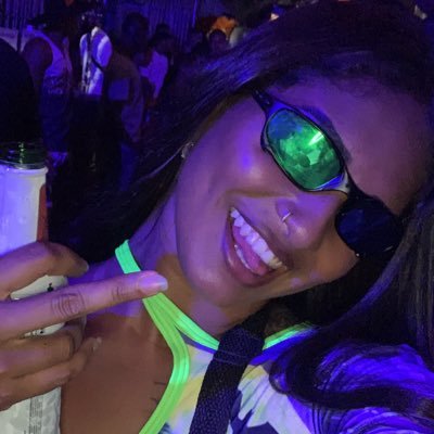 Fabiana_alves16's profile picture. mamãe da Maria flor👩‍👧