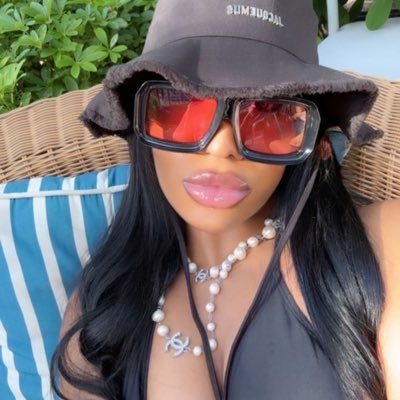 StillSpiffy's profile picture. †