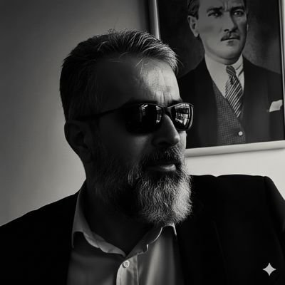 heisamelitan's profile picture. İTÜ -
Resim sever