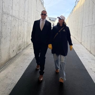 MoVigs's profile picture. boy mom • love my coach @bvigen • love the mountains & pilates• bison 🏀alum • Bobcat football • GO CATS! 💛💙