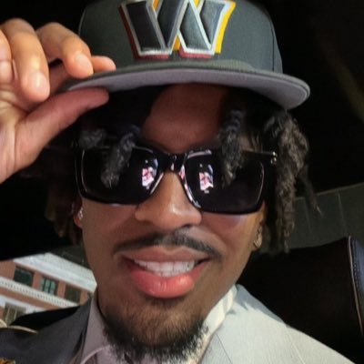 _Nonballknower's profile picture. #Commanders #RaiseHail🏈 if you’re a Commanders fan, I would like to follow you 🏈 professional hater 🏈 professional yapper