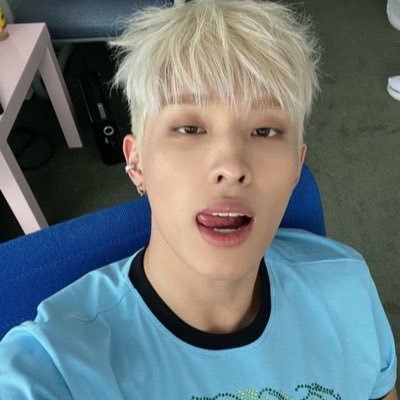 idolrby's profile picture. winning the idgaf war