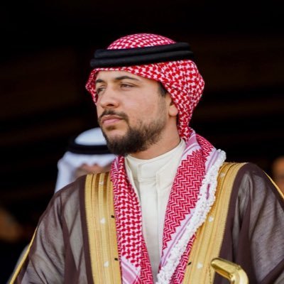 kadooj_25's profile picture. ما أنا في الدُّنيا إلا كراكب استظل تحت شجرة ثمَّ راحَ وتَرَكَها .