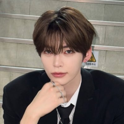 tochosani's profile picture. merci zb1 d’exister et d’être ma safe place