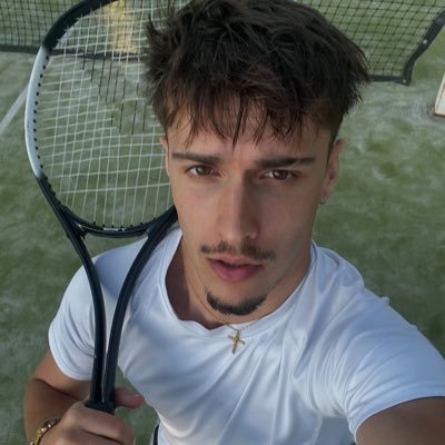 daanlipa's profile picture. ͏ miu miu (1993) & heated rivalry