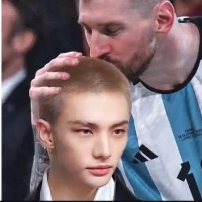 StrayKidsJr's profile picture. 