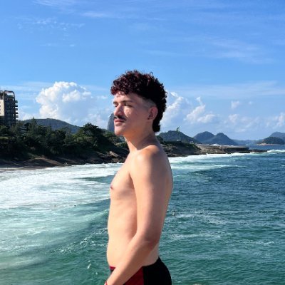 GUYARTPOPIST's profile picture. 