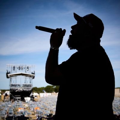 luke_combs93958's profile picture. 