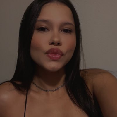 sophia_fornari's profile picture. @justinbieber ❤️