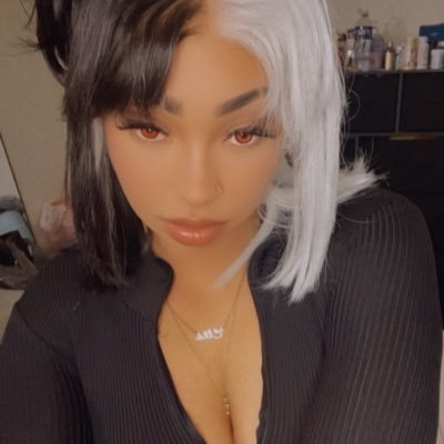 Ellev8tion's profile picture. Mom || Tekken Player for @KhepriFGC || Horror Game Scaredy Cat || iCosplay || @LightStream Partner || #THATCommunity