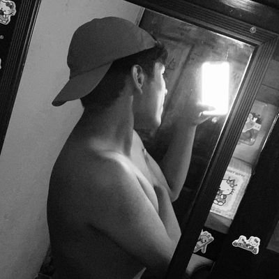 Julin8180546449's profile picture. 