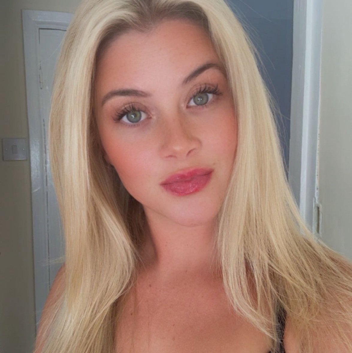 GoddessRose_E's profile picture. Findom | Bratty. Beautiful. Bad for your self-control. I don’t ask twice - I command once. 💵 30$ Tribute