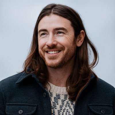 ImDyaIon's profile picture. I help content creators build and scale businesses & I share my experiences, strategies, tools and tactics so you can too!