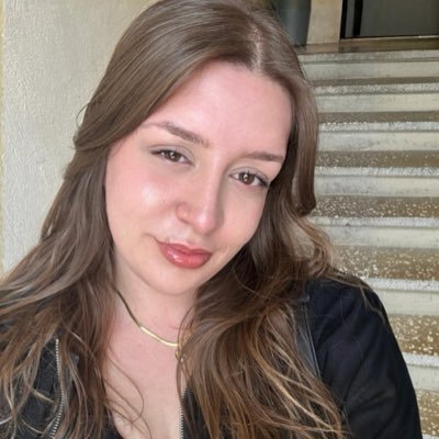 esmeyenesra's profile picture. Kafadakurmay başkanı