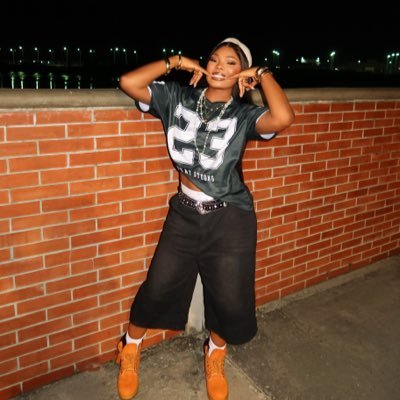 Arinolaolu_'s profile picture. Content creator , content writer ✍️.