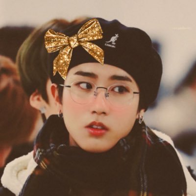 plsbemnh's profile picture. the least sought after girl in the land⋆.ೃ࿔*:･                         wicked, sabrina, kpop, anxiety, & 𝓶𝓸𝓻𝓮!✧.*