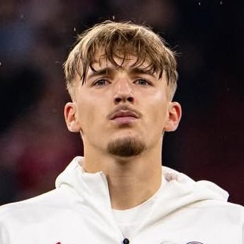 CallMeMarooo's profile picture. 