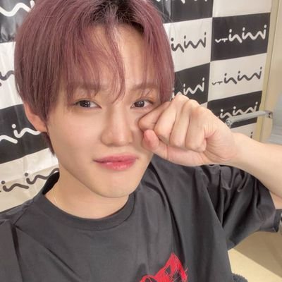 sshhclly's profile picture. 99% yapping, 100% dedicated to Chenle. 🐬 My dolphin boy❤️‍🔥