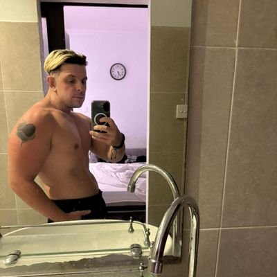 DaddyAmori's profile picture. 32 | Straight Findom Cash Master | Drains/Customs | Looking For Financial Slaves To Support My Lifestyle |Serve and send 👉https://t.co/S7o77czmSf