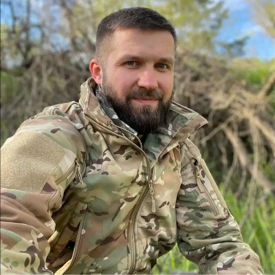 1amoi25's profile picture. we are all mortals and there is no forever, let's live life while we can, peace for humanity.🇺🇦 single dad to a loving daughter 💖