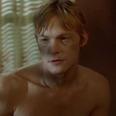 fishywhiskey's profile picture. ⋆｡˚ 𓆝⋆｡˚ — butch ⚢