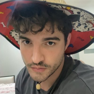 annadomengao's profile picture. editora, fotografa e legal