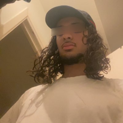 Aminblllop's profile picture. 🍊