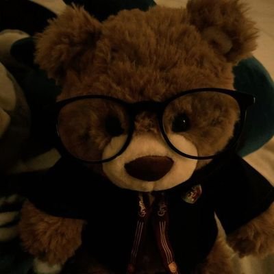 lesmkaz's profile picture. 
