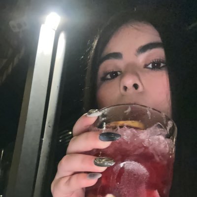 Eriikarojas_'s profile picture. flatline.