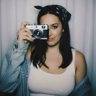 JessLeon1's profile picture. “If you do what you love, nothing can hold you back.”-SV5 / 🐾🦋🏎️🐝🎸🌻♡