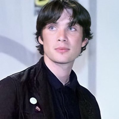 uniqlrm's profile picture. That one oomf who doesn’t play about Cillian Murphy and BTS