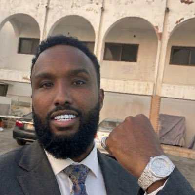 frankoslessons's profile picture. “I am my own muse. I am the subject I know best. The subject I want to better.” — Oroma Elewa