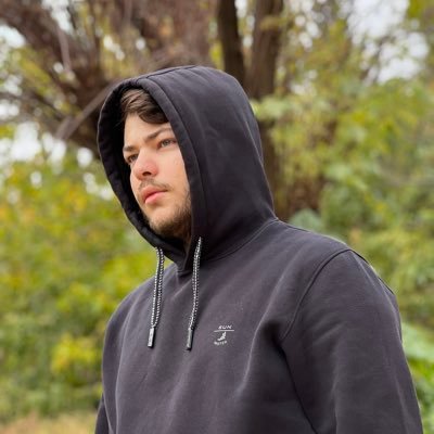 ghithkrzon1's profile picture. 