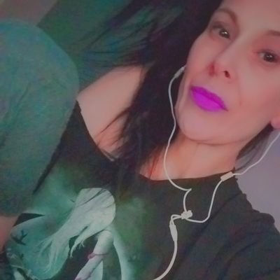 taramichele462's profile picture. 