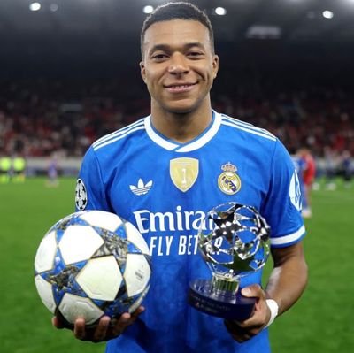 Yincar's profile picture. Aviation. Journalism. Customer Experience. Business Support. Real Madrid! Football. Music. Politics. Travel. Hala Madrid y nada mas! 

Most RTs = endorsement