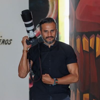 RicardoCas80631's profile picture. 