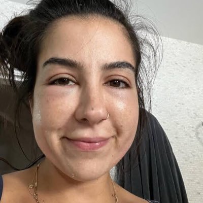 b61025's profile picture. 