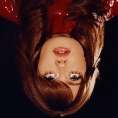 thisgirllovesST's profile picture. 