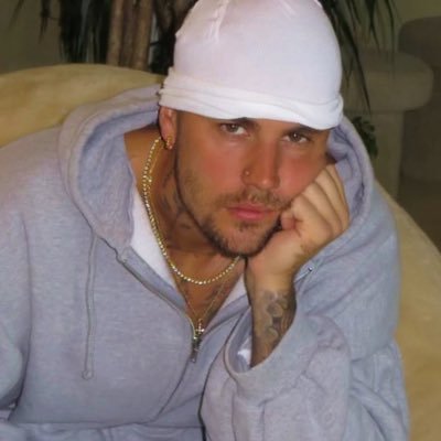 sizzlcr's profile picture. 