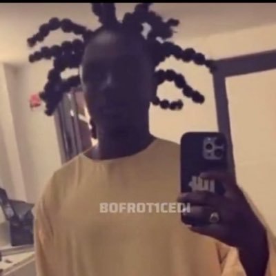 mrryeezy's profile picture. Dear God…. AMEN/ KNUST / FC BARCELONA / LIONEL MESSI #ViscaBarca #Nkwa na 3hia