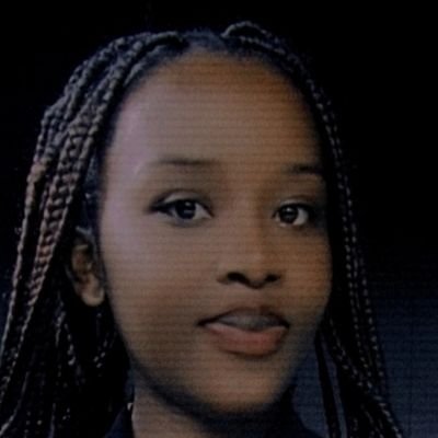 __________Nadia's profile picture. N🦋🤍